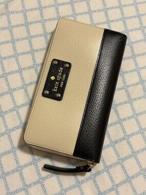 NEW. Kate Spade. Long Wallet.